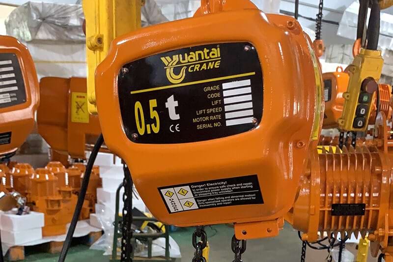 Polipasto eléctrico de cadena de 500 kg aplicado a la industria de riego agrícola de Australia