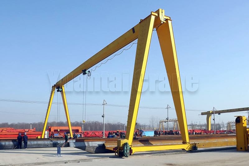 Box girder type single girder gantry crane