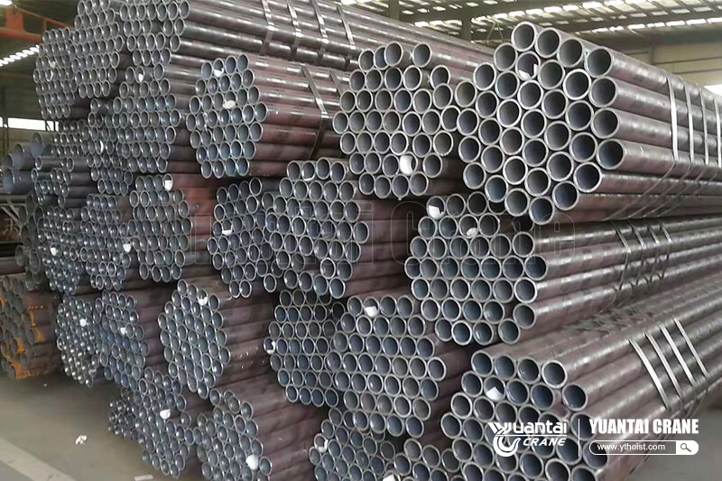 Los tubos de acero de los clientes saudíes que necesitan el puente grúa de 5 toneladas